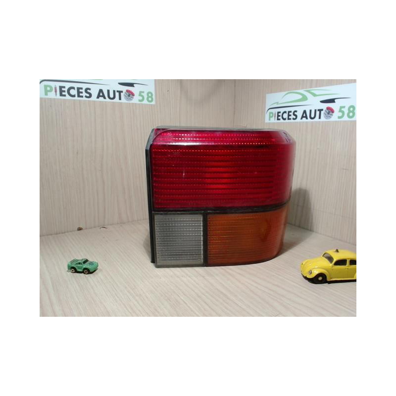 Feu arriere principal droit (feux) VOLKSWAGEN 2.4 D 80 10V d’occasion