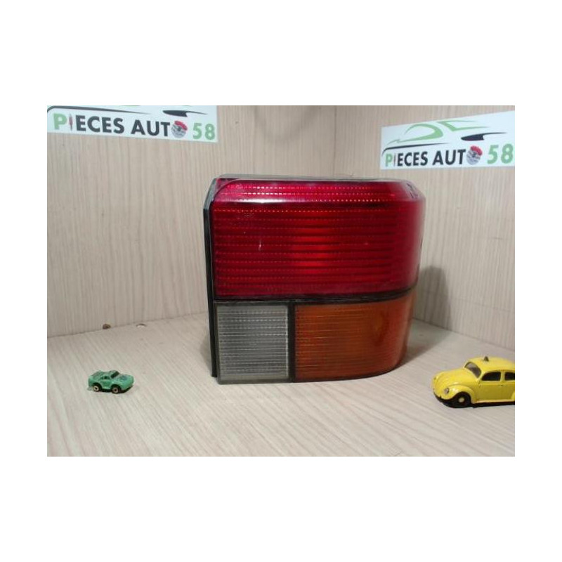 Feu arriere principal droit (feux) VOLKSWAGEN 2.4 D 80 10V d’occasion