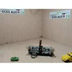Platine feu arriere gauche LAND ROVER  d’occasion