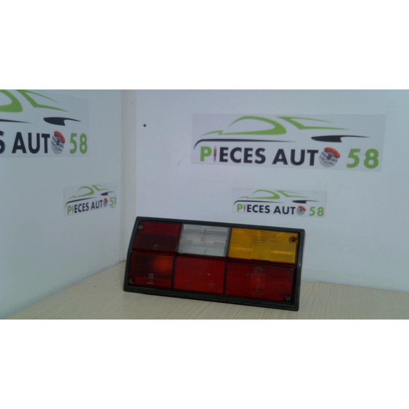 Feu arriere principal droit (feux) VOLKSWAGEN  d’occasion