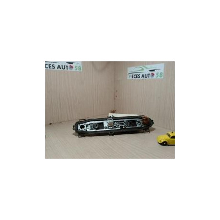 Platine feu arriere gauche RENAULT  d’occasion