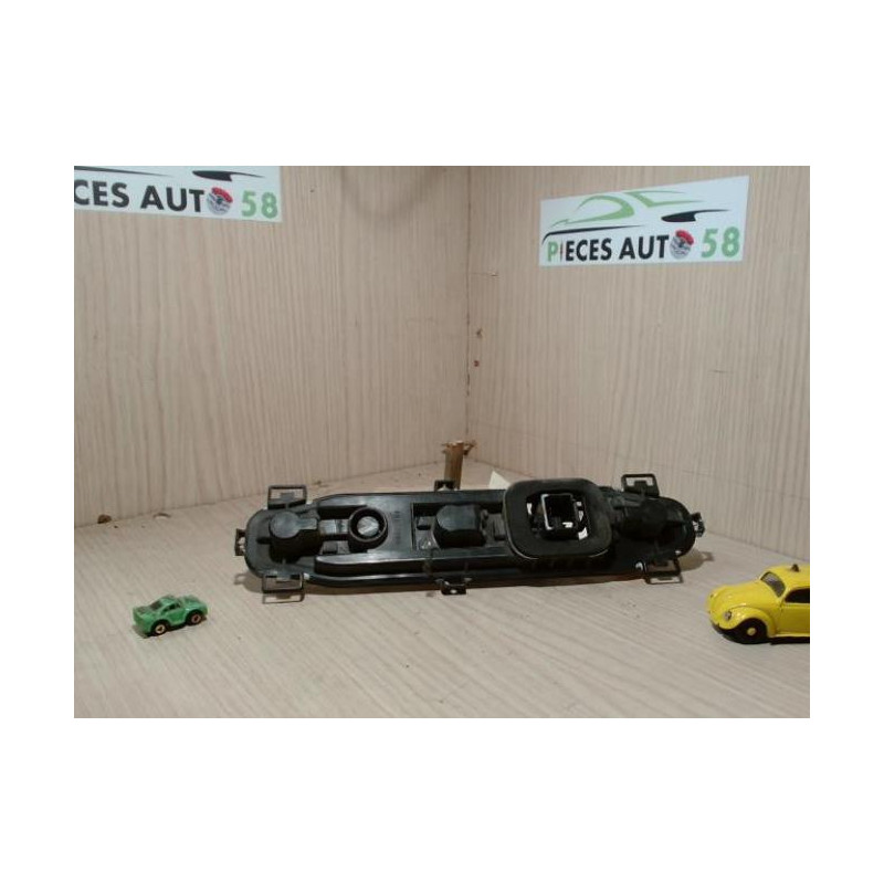 Platine feu arriere gauche RENAULT  d’occasion
