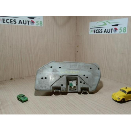 Platine feu arriere droit MITSUBISHI  d’occasion