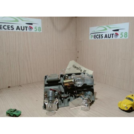 Platine feu arriere droit TOYOTA  d’occasion