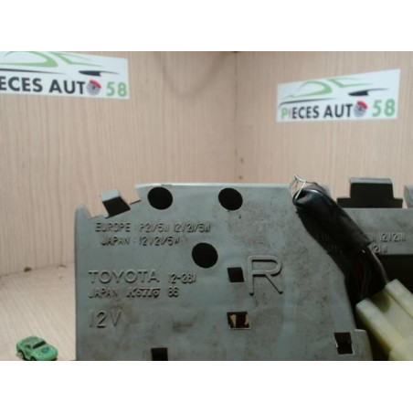 Platine feu arriere droit TOYOTA  d’occasion