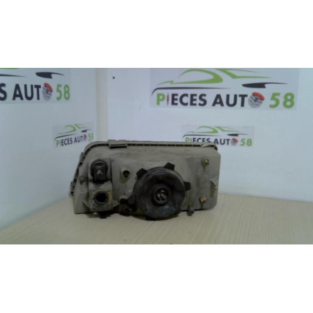 Optique avant principal droit (feux)(phare) PEUGEOT  d’occasion