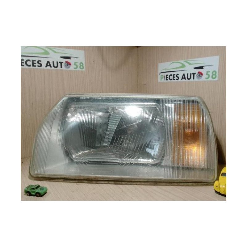 Optique avant principal gauche (feux)(phare) SKODA  d’occasion