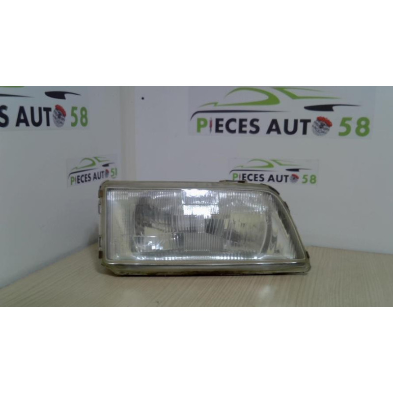 Optique avant principal droit (feux)(phare) PEUGEOT  d’occasion