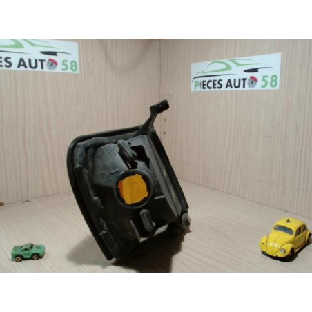Optique avant secondaire gauche (feux)(clignotant) TOYOTA  d’occasion