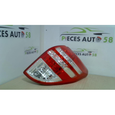 Feu arriere principal droit (feux) TOYOTA RAV4 3 PHASE 2 d’occasion