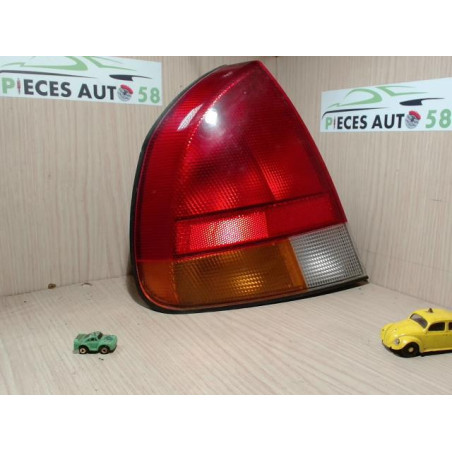 Feu arriere principal gauche (feux) MITSUBISHI  d’occasion
