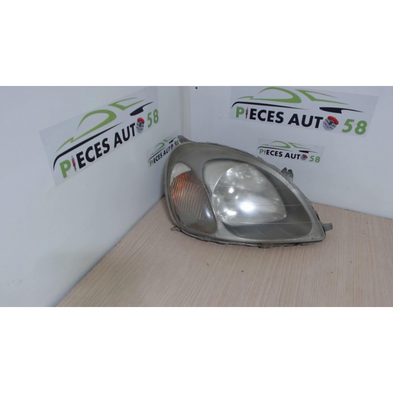 Optique avant principal droit (feux)(phare) TOYOTA YARIS 1 PHASE 2 d’occasion