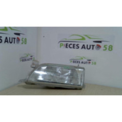 Optique avant principal gauche (feux)(phare) TOYOTA 2.0 D 5P d’occasion