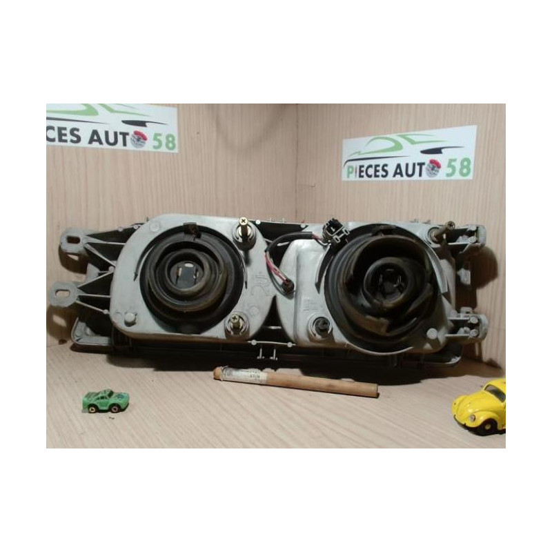 Optique avant principal droit (feux)(phare) MITSUBISHI  d’occasion