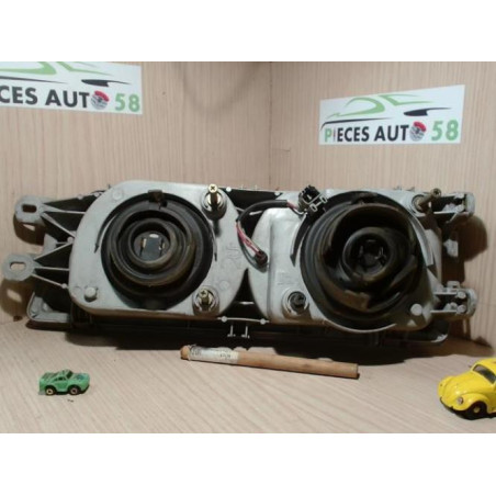 Optique avant principal droit (feux)(phare) MITSUBISHI  d’occasion