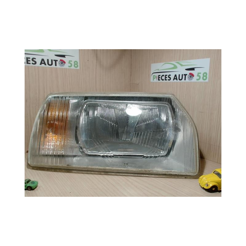 Optique avant principal droit (feux)(phare) SKODA  d’occasion
