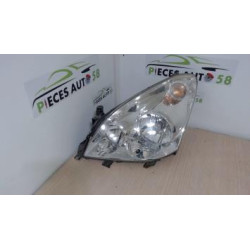 Optique avant principal gauche (feux)(phare) TOYOTA COROLLA VERSO 2 PHASE 1 d’occasion