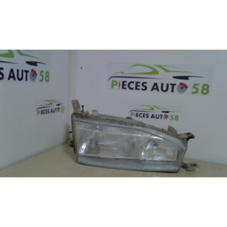 Optique avant principal droit (feux)(phare) TOYOTA  d’occasion