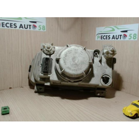 Optique avant principal droit (feux)(phare) SKODA  d’occasion
