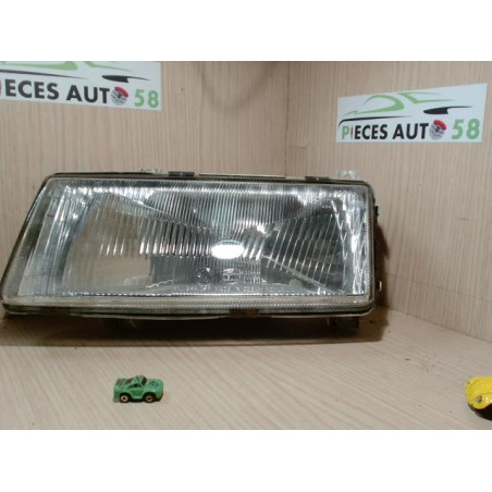 Optique avant principal gauche (feux)(phare) SKODA  d’occasion