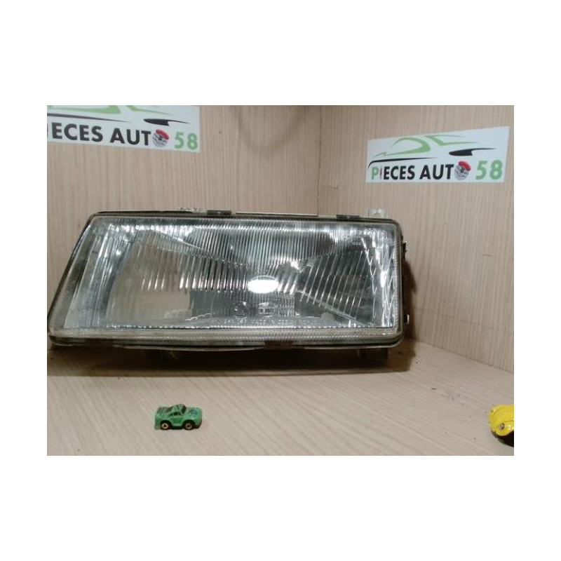 Optique avant principal gauche (feux)(phare) SKODA  d’occasion
