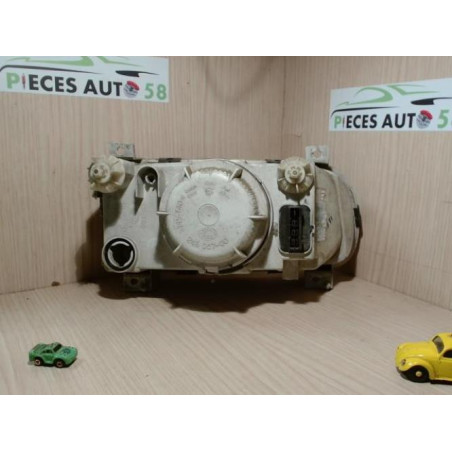 Optique avant principal gauche (feux)(phare) SKODA  d’occasion