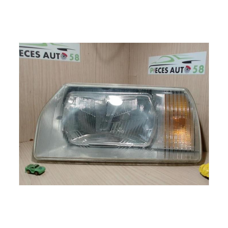 Optique avant principal gauche (feux)(phare) SKODA  d’occasion