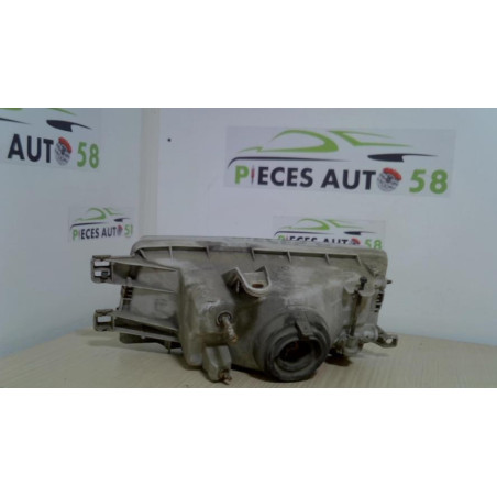 Optique avant principal droit (feux)(phare) TOYOTA  d’occasion