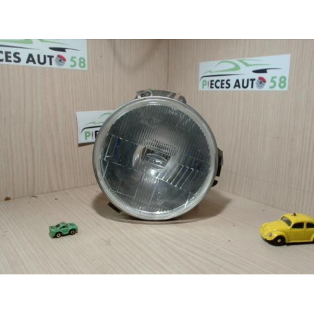 Optique avant principal gauche (feux)(phare) TOYOTA 2.4 D 70 8V 4X4 d’occasion