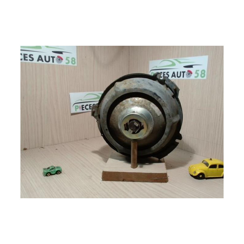 Optique avant principal gauche (feux)(phare) TOYOTA 2.4 D 70 8V 4X4 d’occasion