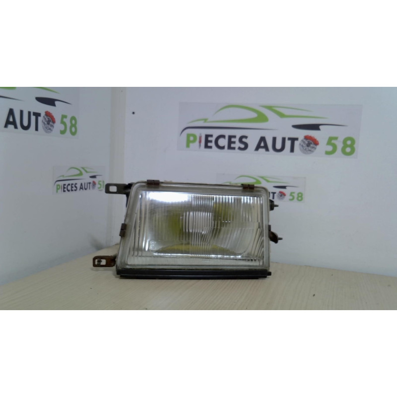 Optique avant principal gauche (feux)(phare) TOYOTA  d’occasion