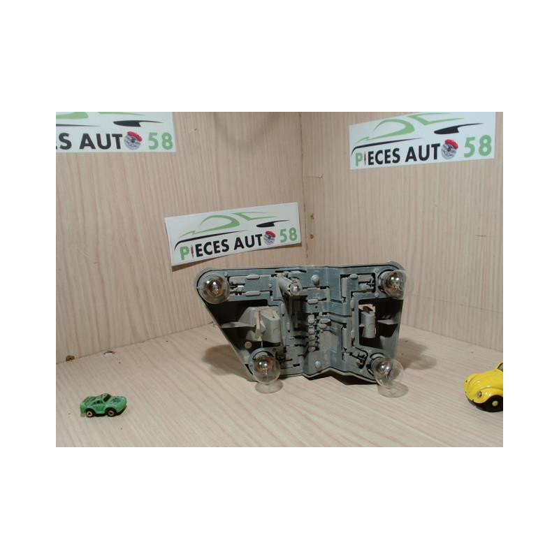 Platine feu arriere droit ROVER  d’occasion