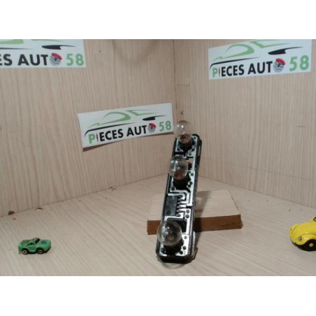 Platine feu arriere gauche PEUGEOT 306 BREAK d’occasion