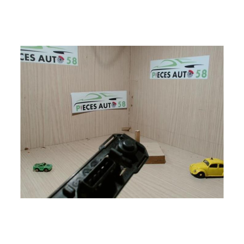 Platine feu arriere gauche PEUGEOT 306 BREAK d’occasion