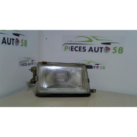 Optique avant principal droit (feux)(phare) TOYOTA  d’occasion