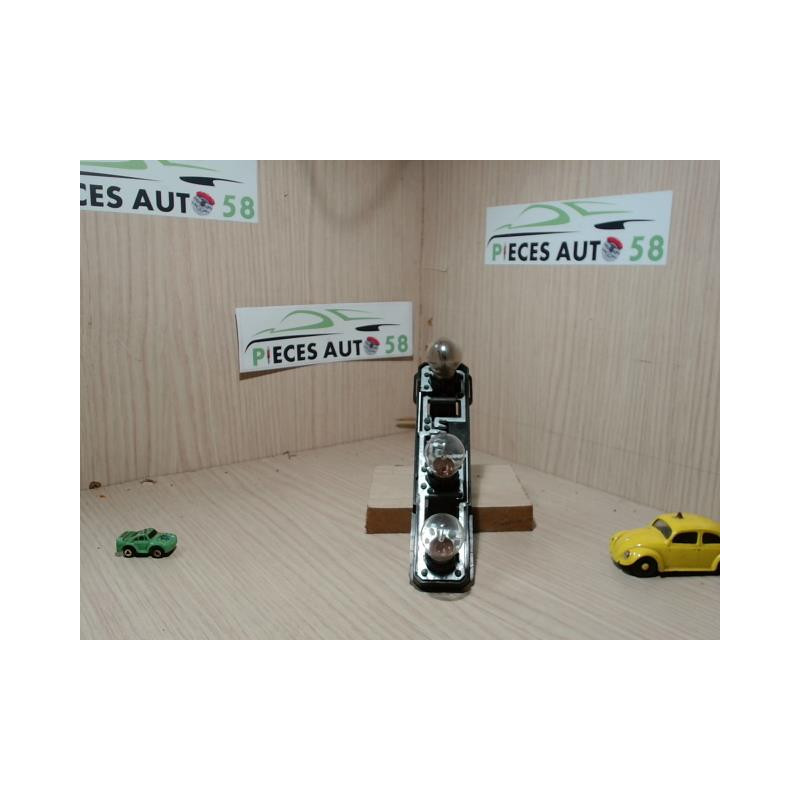 Platine feu arriere gauche PEUGEOT 306 BREAK d’occasion