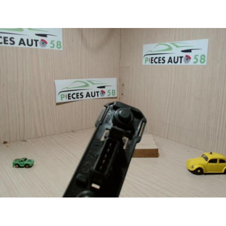 Platine feu arriere gauche PEUGEOT 306 BREAK d’occasion