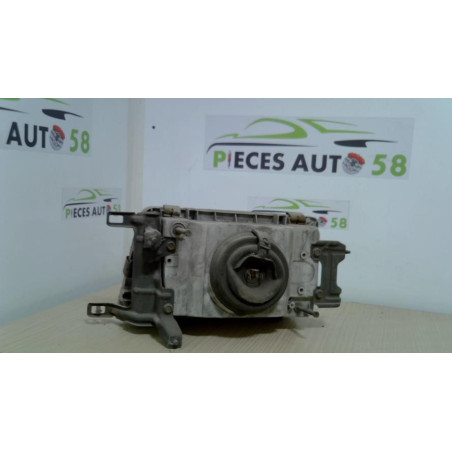 Optique avant principal droit (feux)(phare) TOYOTA  d’occasion