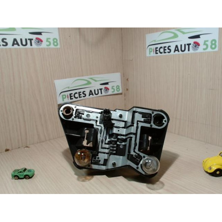 Platine feu arriere droit ROVER  d’occasion