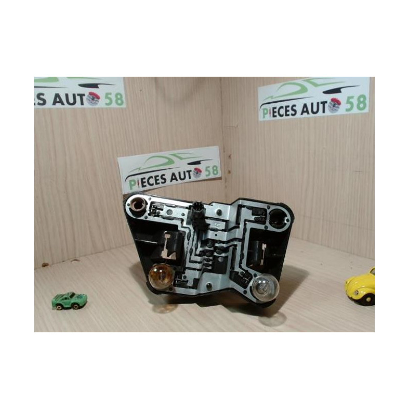 Platine feu arriere droit ROVER  d’occasion