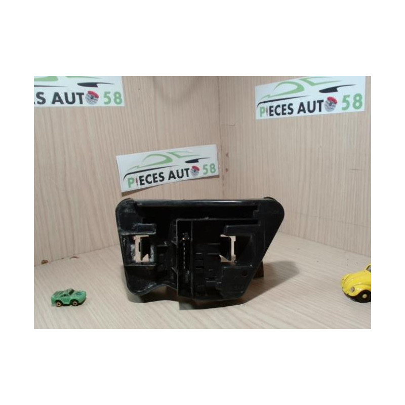 Platine feu arriere droit ROVER  d’occasion