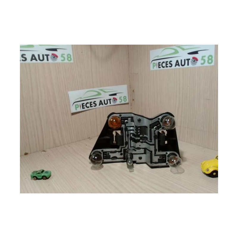 Platine feu arriere gauche ROVER  d’occasion