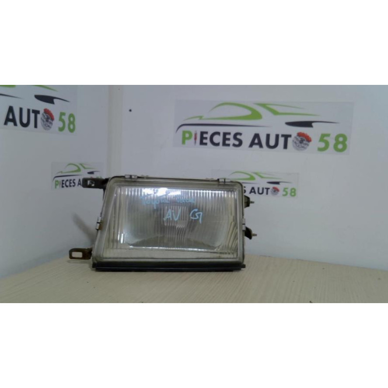 Optique avant principal gauche (feux)(phare) TOYOTA  d’occasion