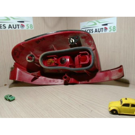 Feu arriere principal gauche (feux) PEUGEOT 306 BREAK d’occasion