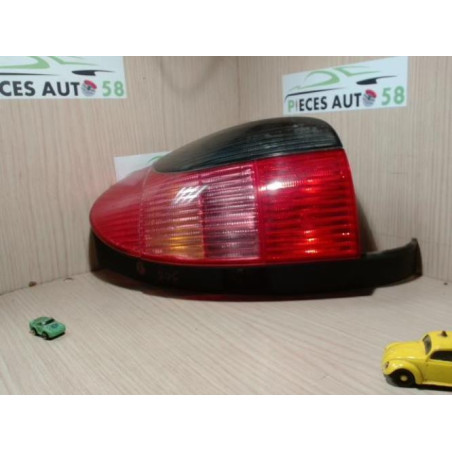 Feu arriere principal droit (feux) PEUGEOT 306 BREAK d’occasion