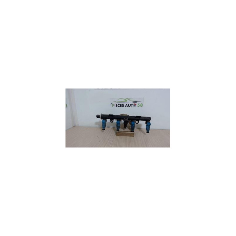 Rampe injection FIAT PUNTO 2 PHASE 1 d’occasion