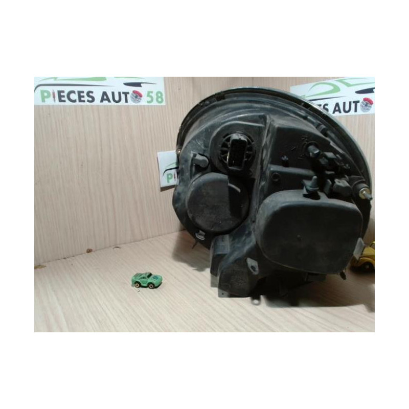 Optique avant principal gauche (feux)(phare) MINI 1.4 TD 75 8V d’occasion
