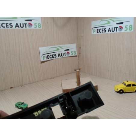 Platine feu arriere gauche MINI 1.4 TD 75 8V d’occasion