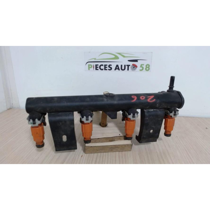 Rampe injection PEUGEOT  d’occasion