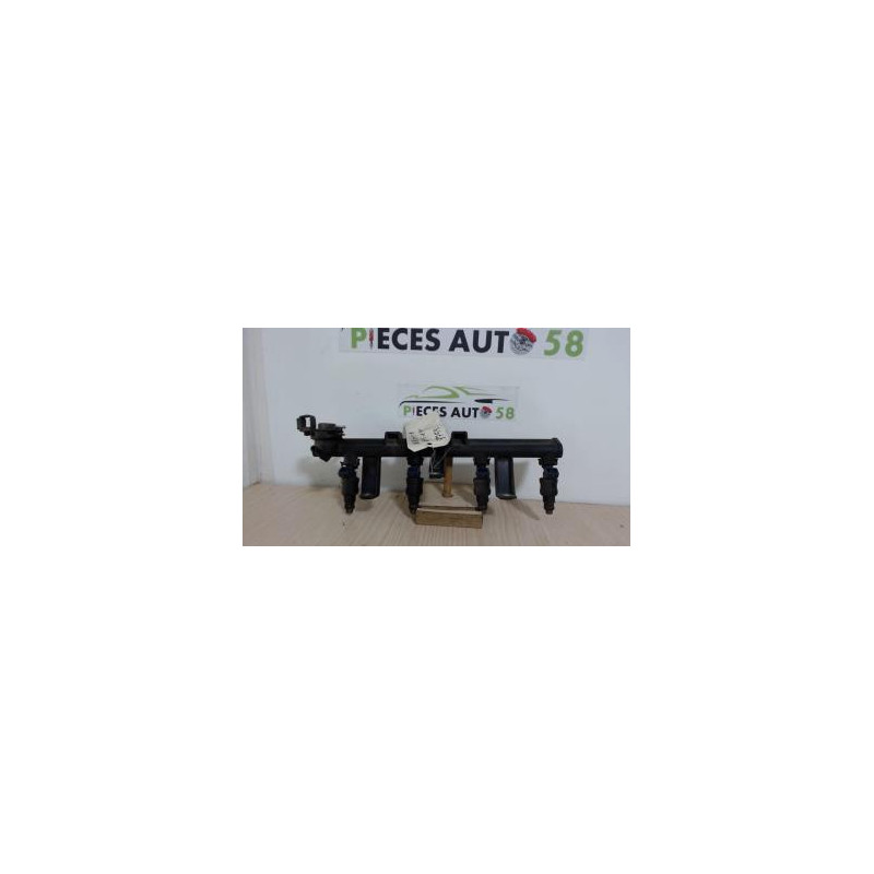 Rampe injection CITROEN XANTIA PHASE 1 d’occasion